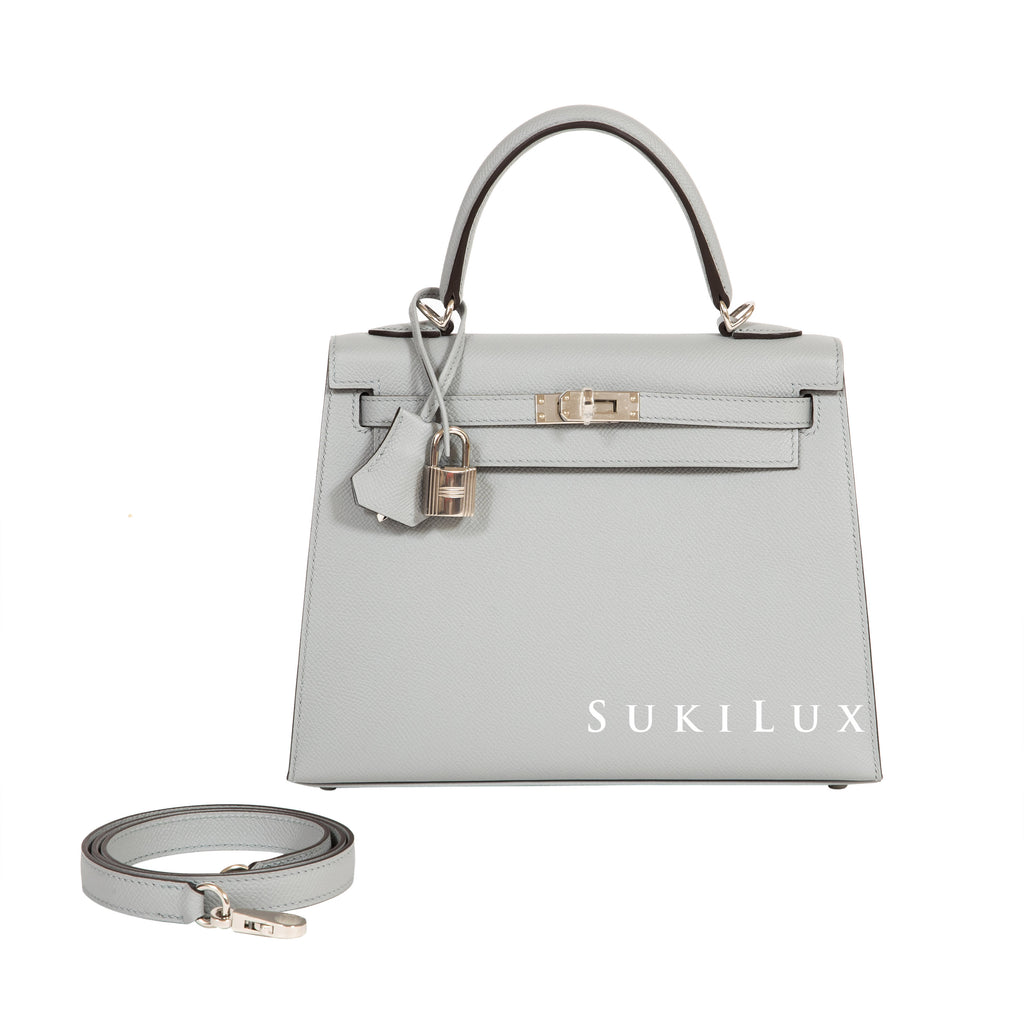 Hermès Kelly 25cm Sellier Veau Epsom 8U bleu glacier Platinum Hardware –  SukiLux